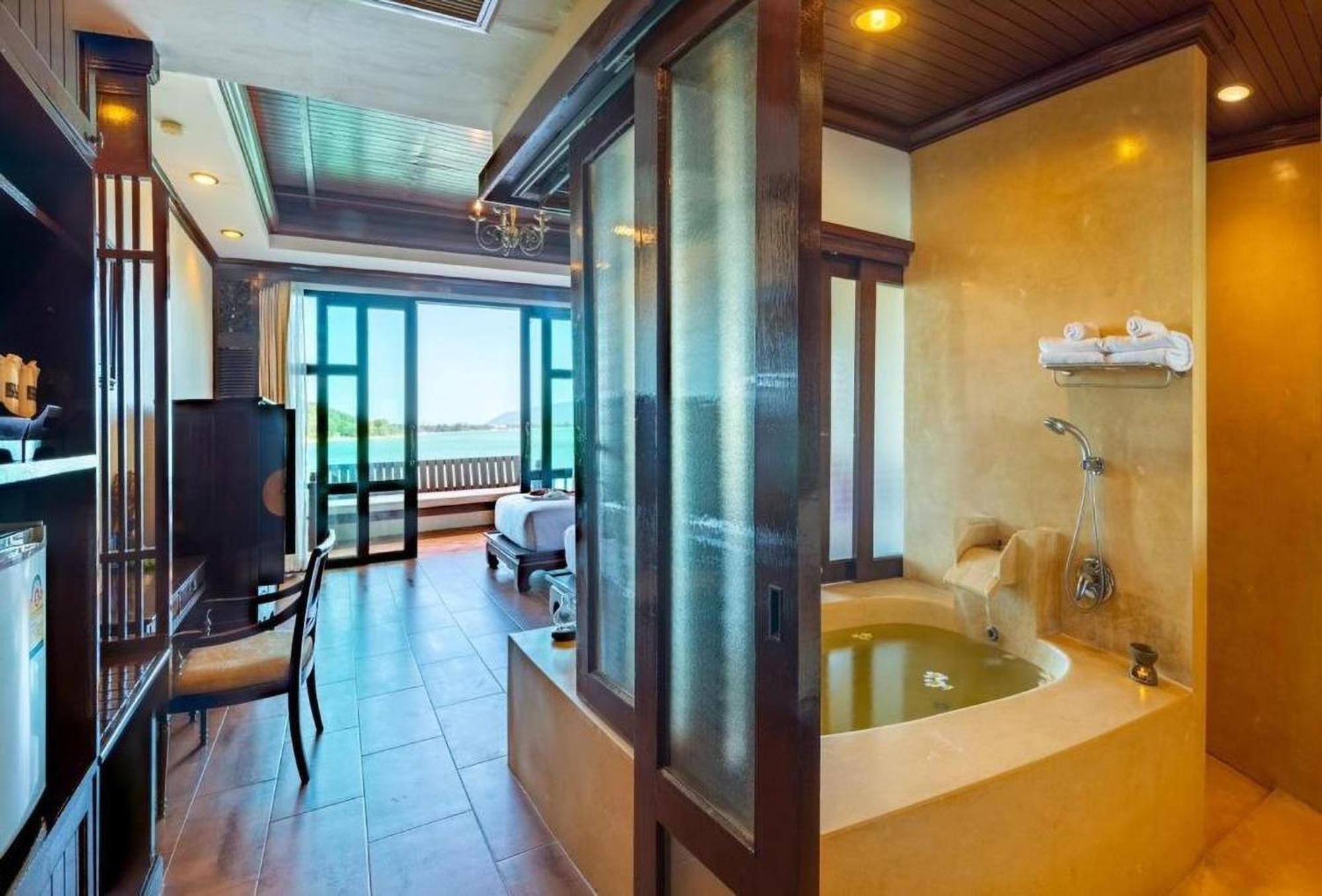 Racha Kiri Resort & Spa, Ханом Экстерьер фото
