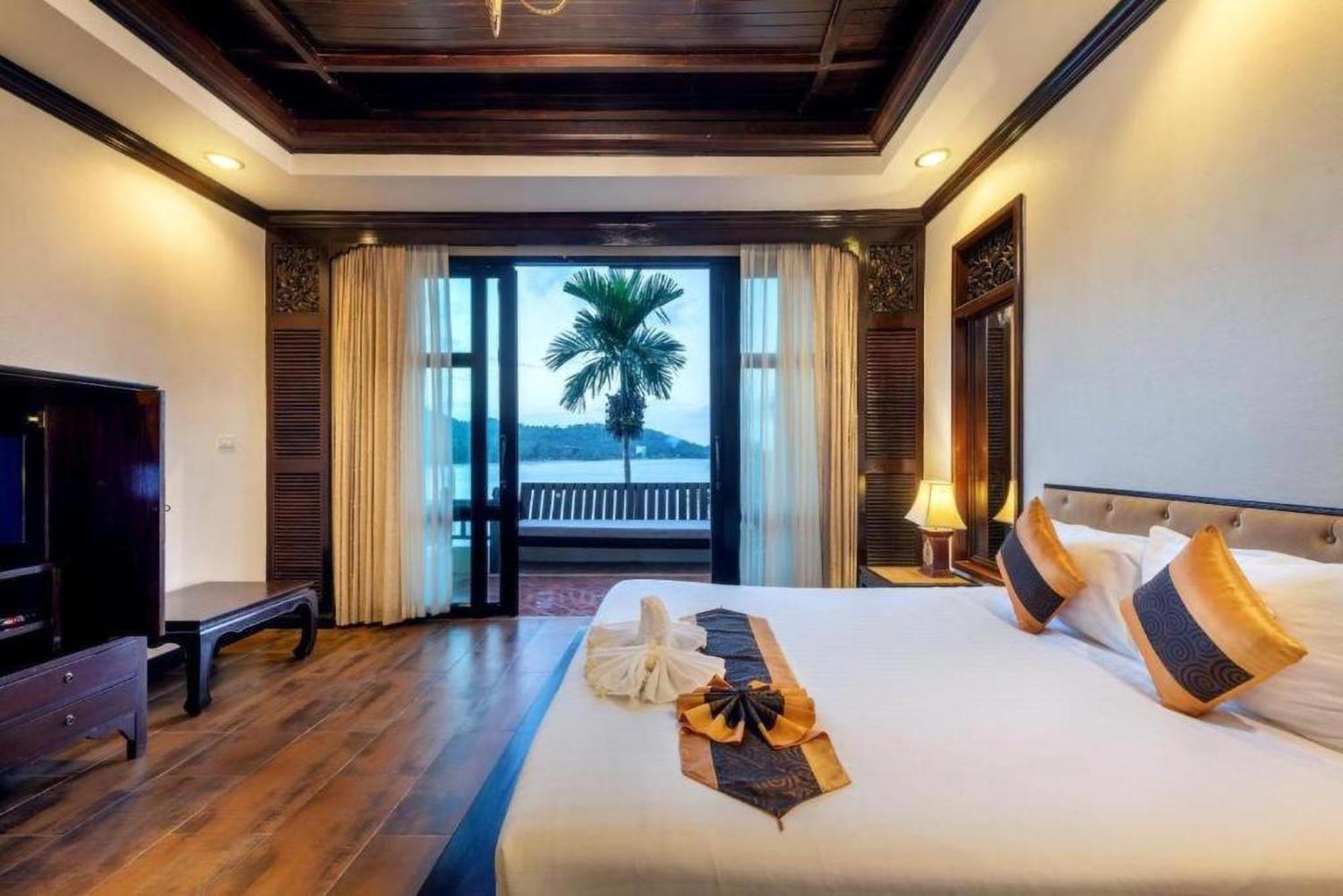 Racha Kiri Resort & Spa, Ханом Экстерьер фото